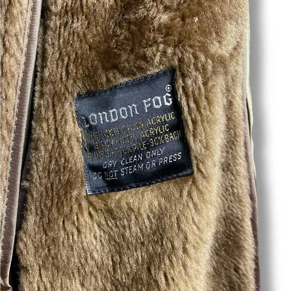 Vintage London Fog Men's Classic Tan khaki Trench Coat with zip liner medium 40